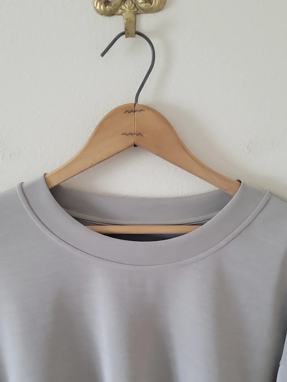 Lululemon Grey Sage Perfectly Oversized Cropped Crew Softstreme Size 8